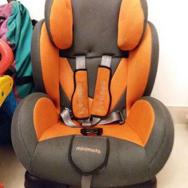 Minimoto store car seat