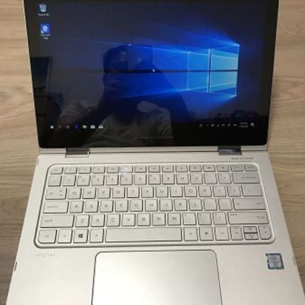 95% 新 HP Spectre Pro G2 X360 (i7 + 8GB ram + 512gb ssd + WQHD Touch)