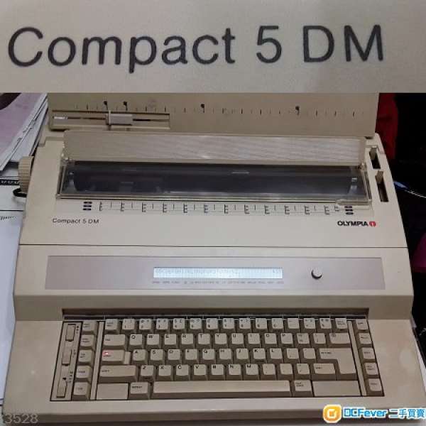 Olympia Compact 5DM  電動打字機 no.2