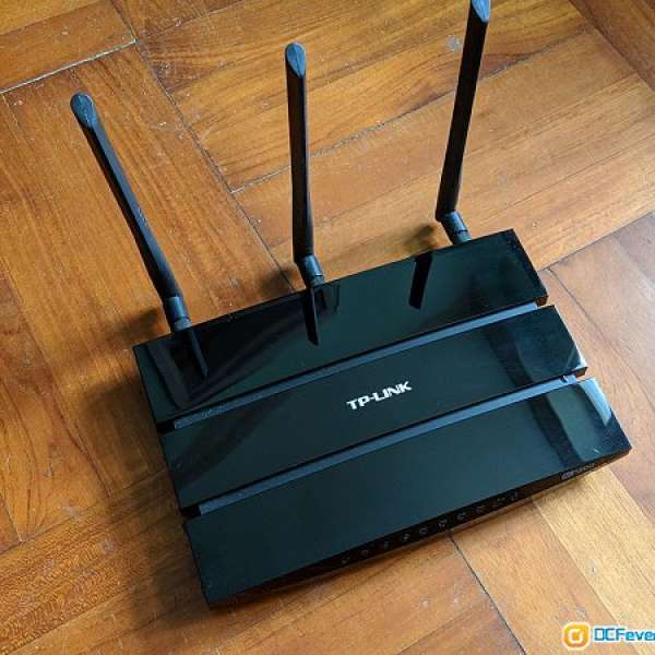TP Link AC1200 wireless dual band gigabit router