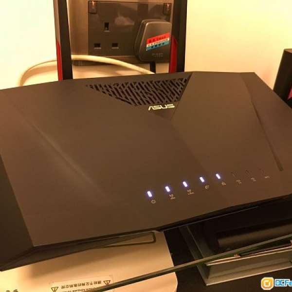 出售好新淨 ASUS RT-AC88U AC3100 ROUTER