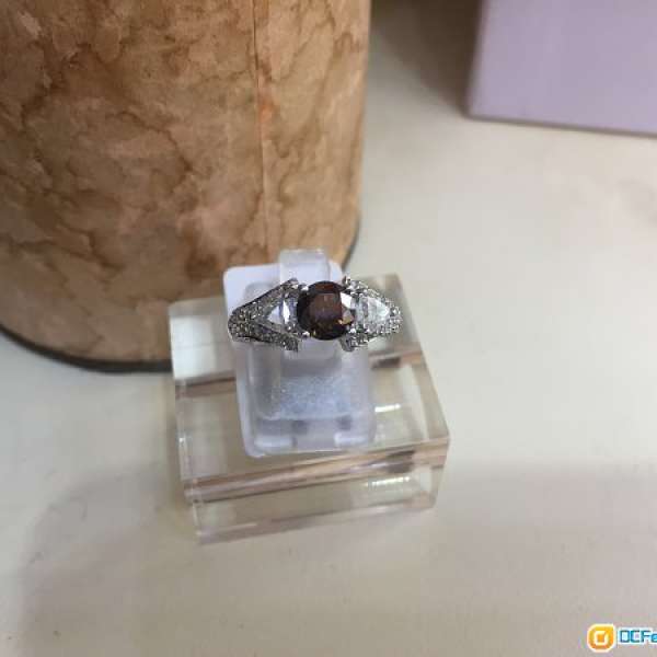 99.9%新鑽石戒指 （彩鑽深啡色）