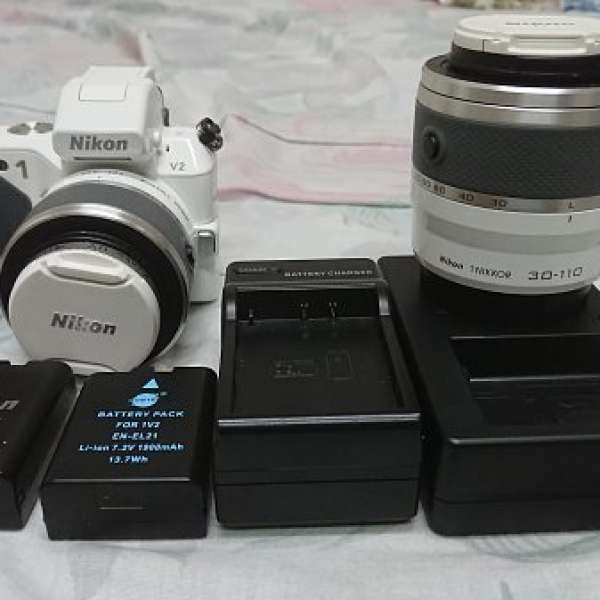 Nikon V2 10-30mm 30-110mm
