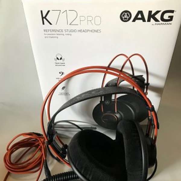 AKG K712 Pro 耳機