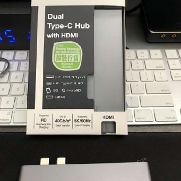 99.9% new Verbatim Dual Type-C Hub with HDIM 轉換器（Macbook Pro專用）
