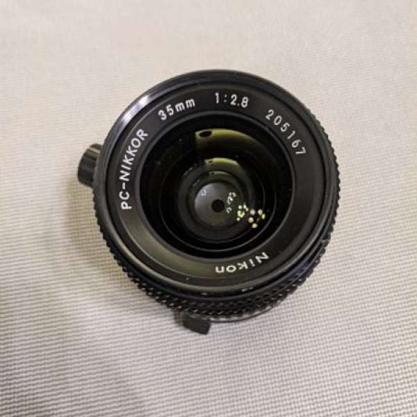 Nikon PC-Nikkor 35mm 2.8