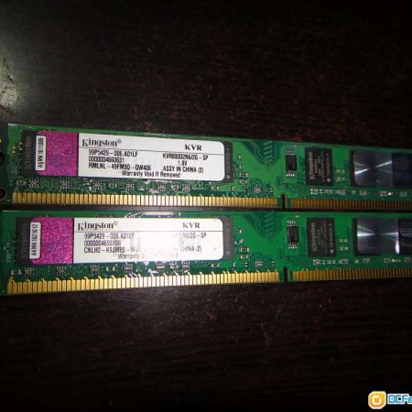 Kingston DDR2 800 2x2 售$80 *另*ADATA DDR2 1066 2x2 紅色售$80