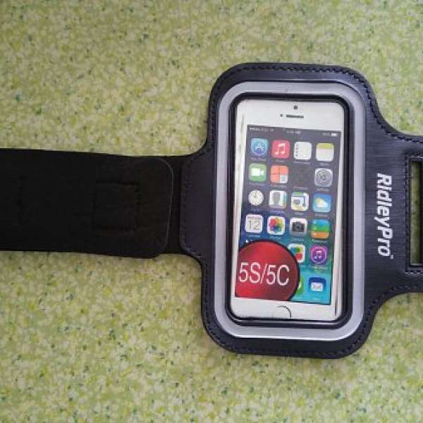 全新跑步男女運動手機臂套臂環夜跑裝備iPhone 5S / 5C臂帶蘋果臂包case
