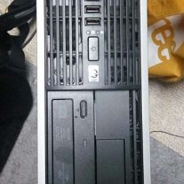 HP Compaq 8000 Elite Small Form Factor windows 7 pro licence 多部