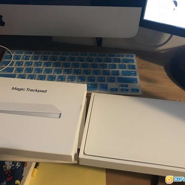 Apple magic trackpad 2 (白色）