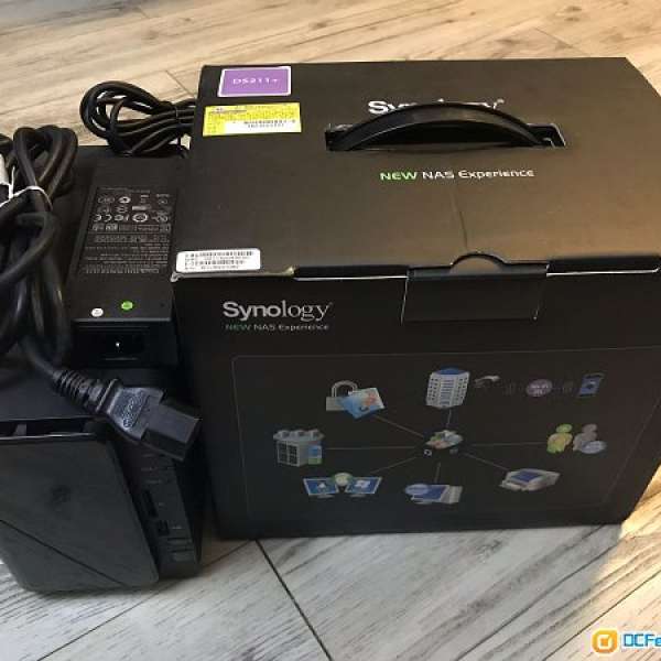 Synology NAS DS211+ 連兩隻2TB