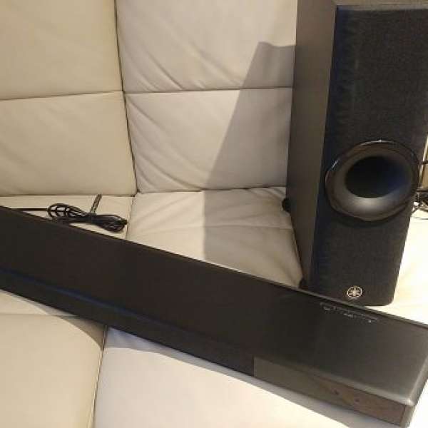 Yamaha sound projector ysp 2500 (soundbar)