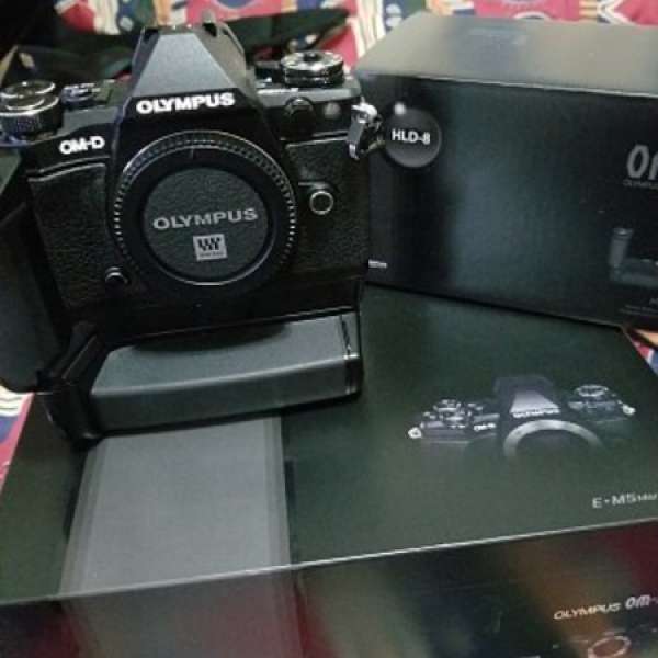 Olympus E-M5 MK2 Body 連 HLD-8 原廠直倒