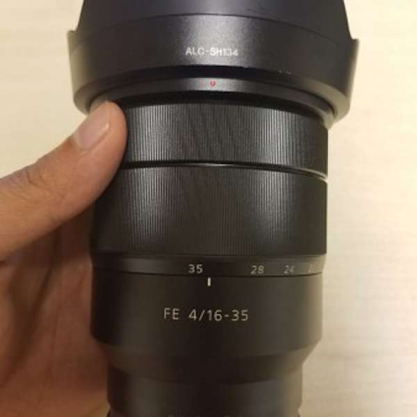 Sony Vario-Tessar T* FE 16-35mm F4 ZA OSS Lens (SEL1635Z)