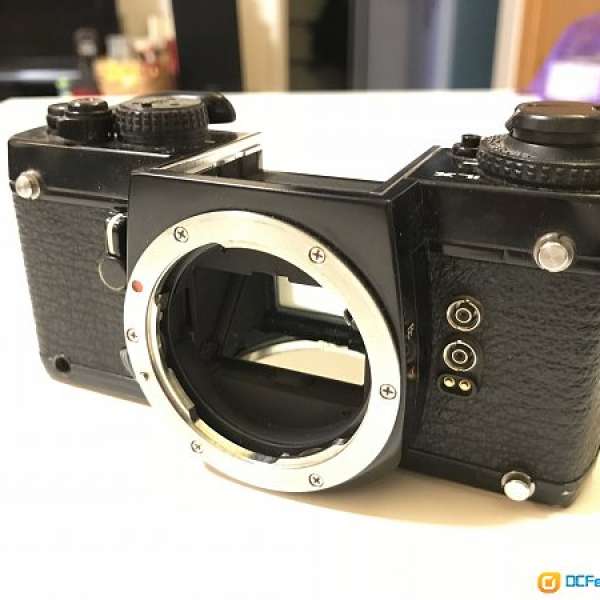 Pentax 頂級專業單反 LX (前期版) (壞機，適合作零件維修用)