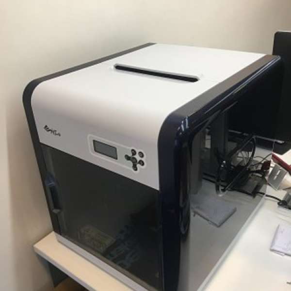 Xyz 3D Printer da Vinci 1.0A 三維打印機