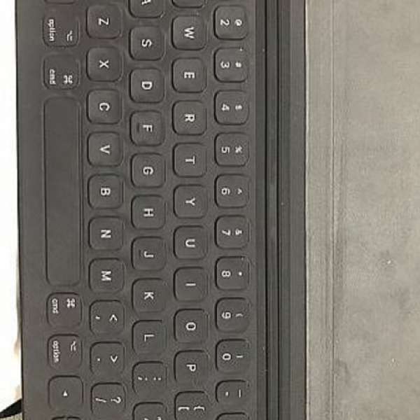 smart keyboard 10.5 有保有盒極新