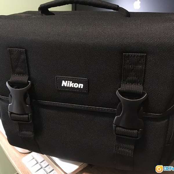 100%全新 nikon 原廠單反相機袋 DSLR camera bag