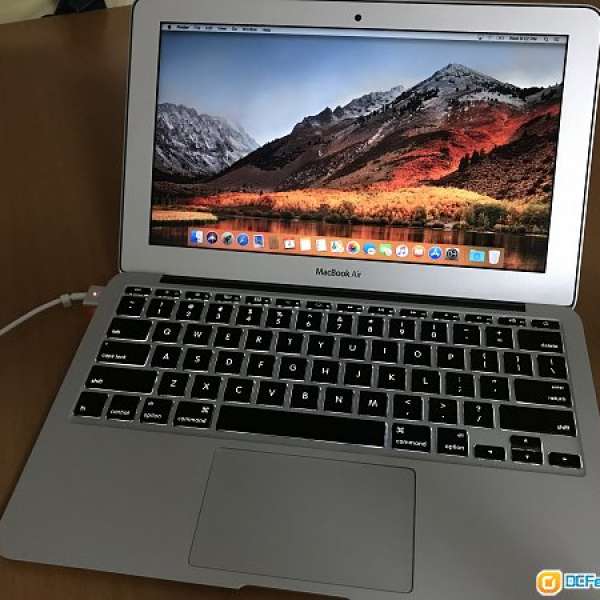 MacBook Air 11-inch mid-2013