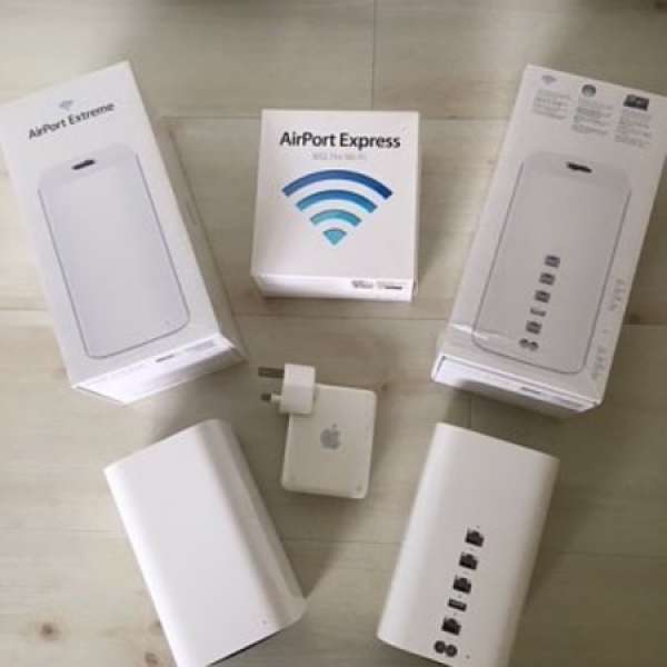 (FS) Two Apple Airport Extreme and One Airport Express, Router