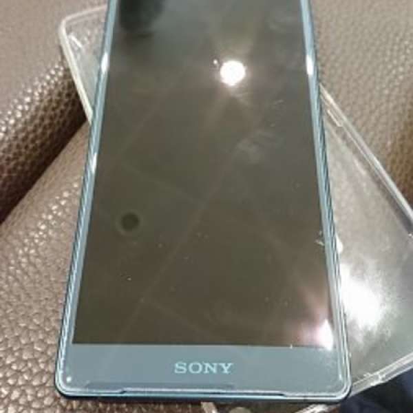 Sony Xperia XZ2 藍色完美無花版！