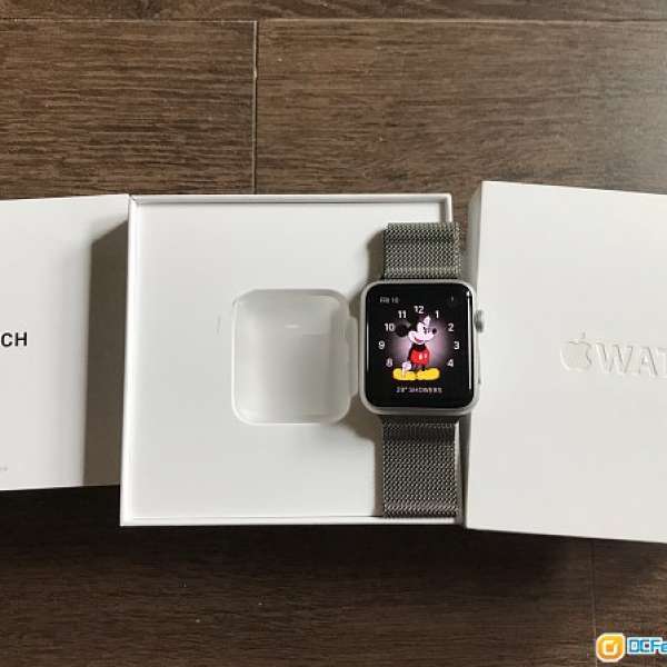 99% 新 Apple Watch 42mm silver 初代，全套有盒