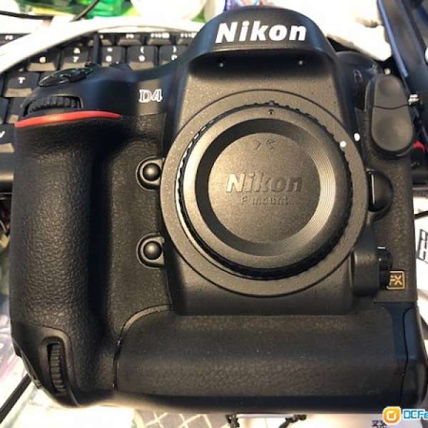 Nikon D4 90% New 3粒原廠電