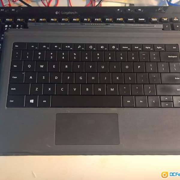Surface Pro 3 Keyboard Cover (4 / 2018 可用)
