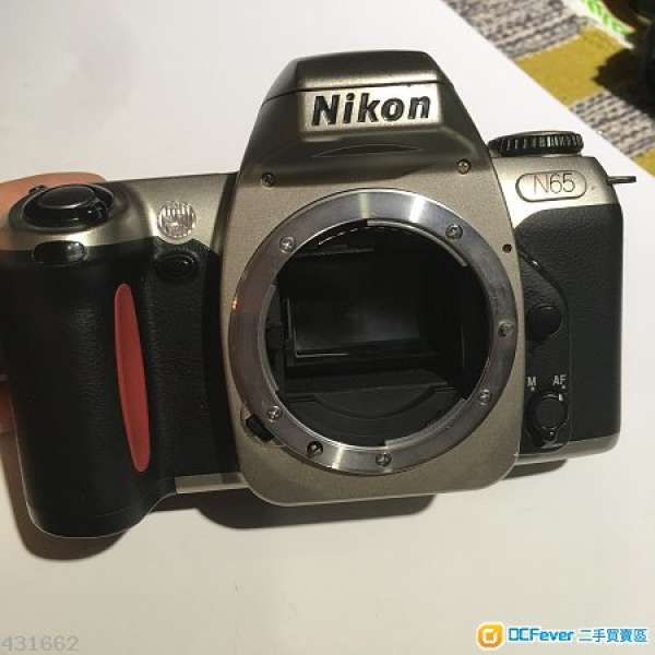 Nikon N65 body