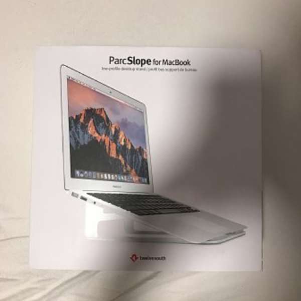 Twelve South ParcSlope 企架，適用於 MacBook 及 iPad Pro 銀色