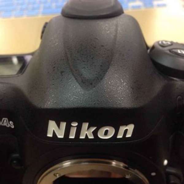Nikon D4s 行貨 (跟全新一樣) 極低SC, 2正電, 2極速卡 太重極少用所以想翻玩細機