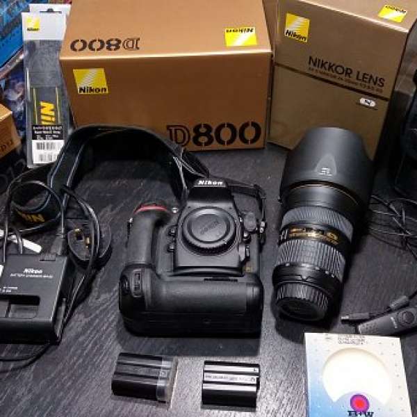 超新淨Nikon D800連Nikon MBD12直倒 及 Nikon AF-S 24-70mm f/2.8G ED，SC少,98%新