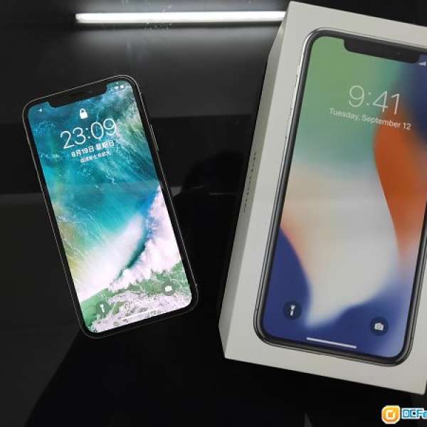 9成新 iphone x 64g 白色(保養至2019年2月)