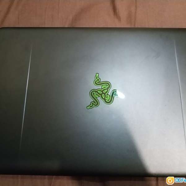 Razer Blade Stealth i7 6500U 8g 256gb 2560 x 1440 12吋