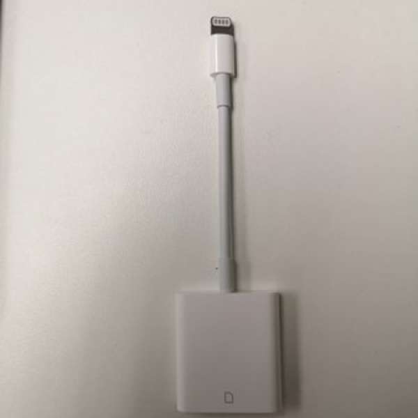Apple lightning SD card reader adaptor