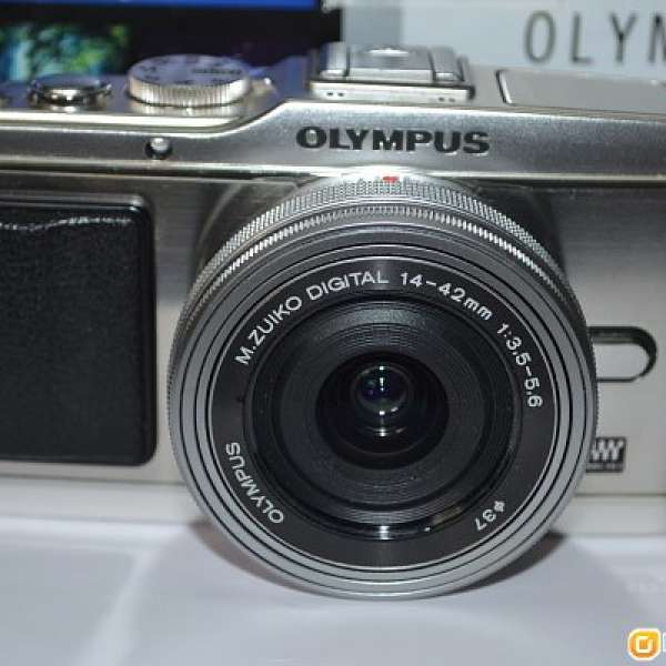 Olympus E-P3,  淨機身加全套有盒配件