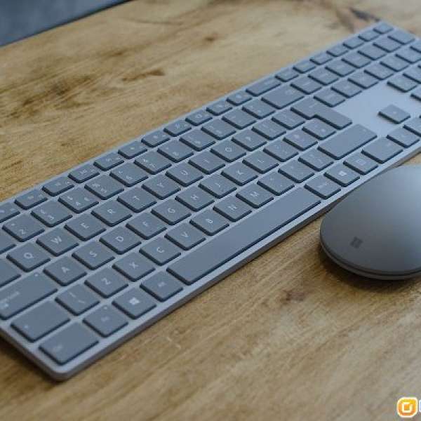 99.9%new Microsoft Surface Keyboard and Mouse