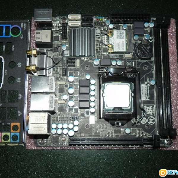 Intel Xeon Processor E3-1230 v2