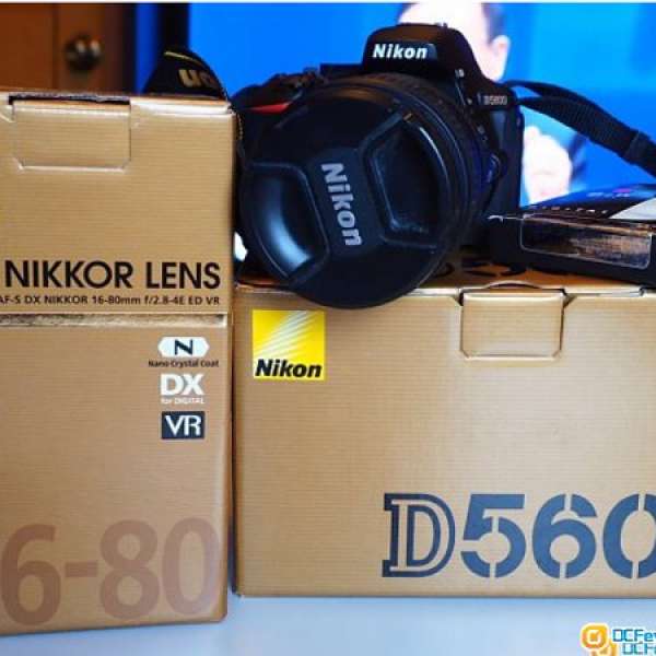 Nikon D5600 相機 連鏡頭 16-80mm f2.8-4 、B+W Filter （不散賣，送32GB sdcard)