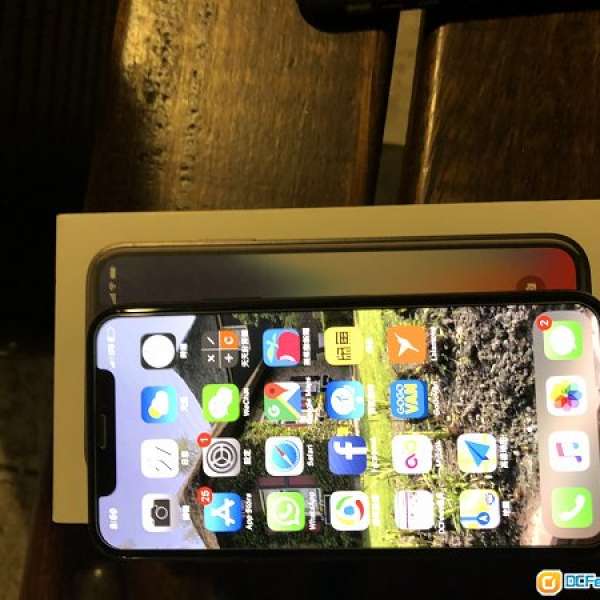 iphoneX64黑香港行貨有保換華為p20pro