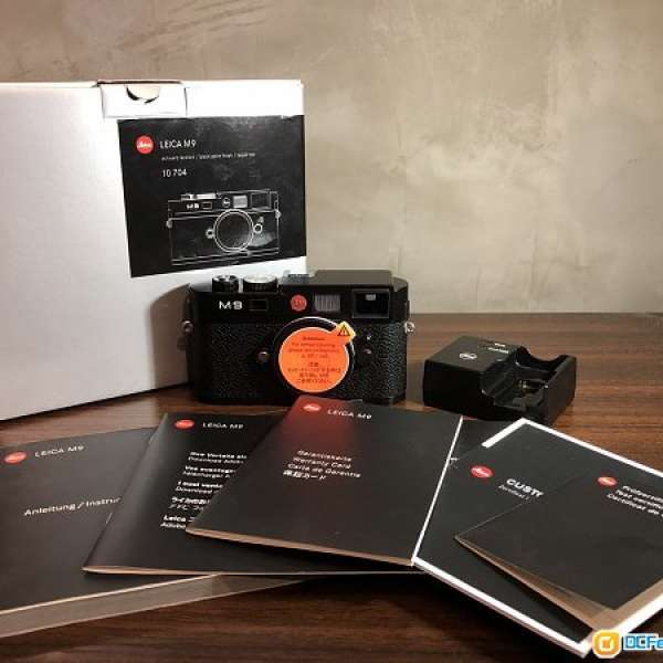 全套齊, 新的一樣**Leica M9 black paint SC:56XX CCD replace this year