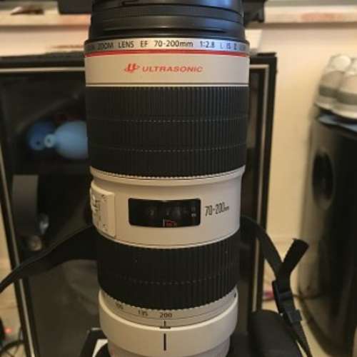 CANON. EF 70-200 f/2.8 L ills ll USM