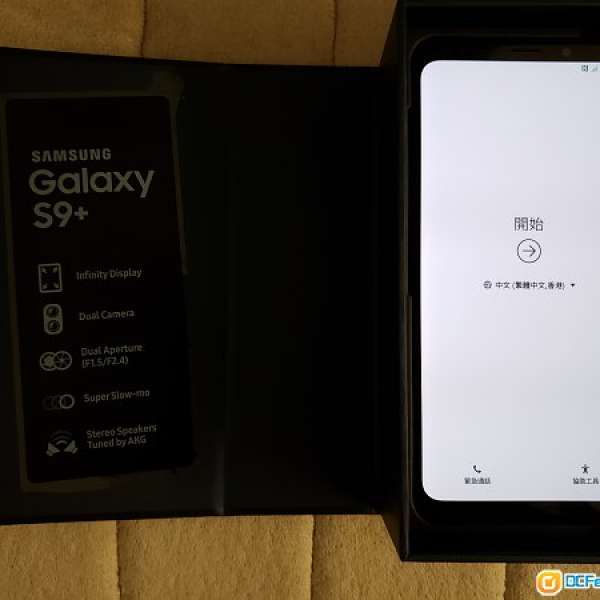 99.9% 新 Samsung Galaxy S9+ 6G Ram 256G Rom (黑色)行貨有保養 購自CSL有單