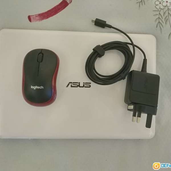 ASUS Eeebook X205TA  白色 文書機