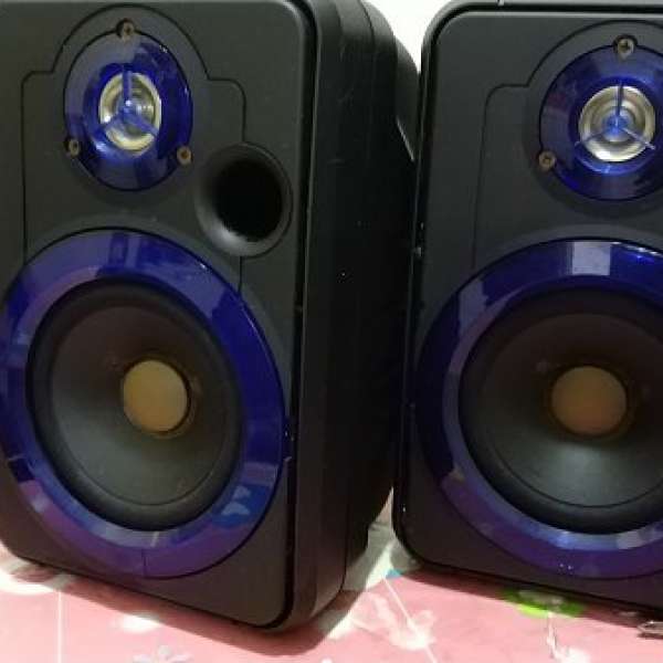 JBL CM42