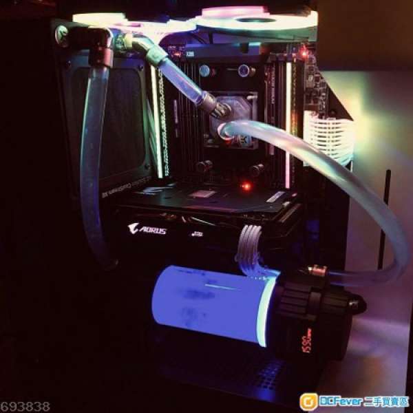99.9% 新 100%非礦卡 GIGABYTE AORUS Radeon RX580 8G 行貨
