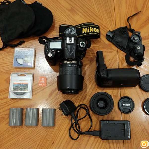 Nikon D90 + Nikon 35mm f/1.8 G DX + Nikon 55-200mm VRII