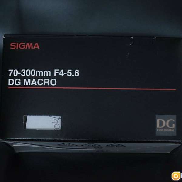 Sigma 70-300mm F4-5.6 DG Macro - Nikon Mount （過保）