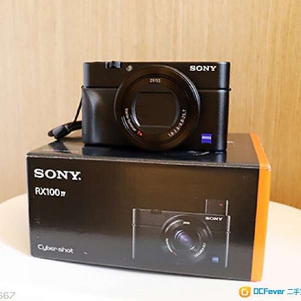 Sony RX100 IV (M4)