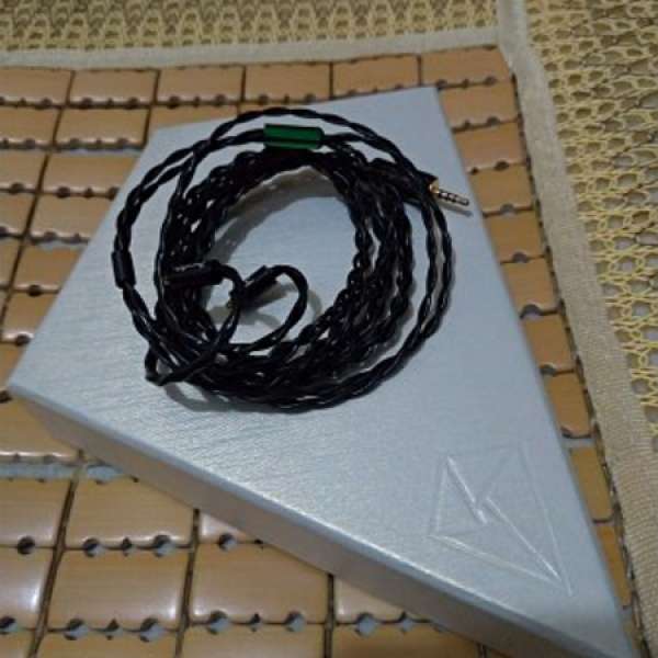 Beat Audio Emerald ( 4 絞 ) MMCX 2.5mm